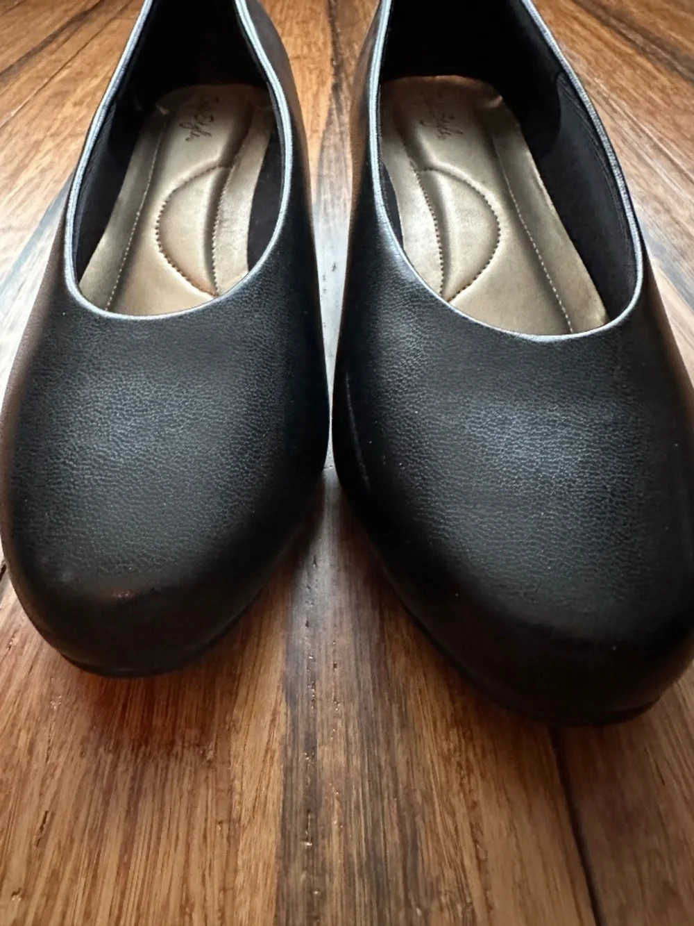 Hush Puppies Womens Angel Dress Pumps
